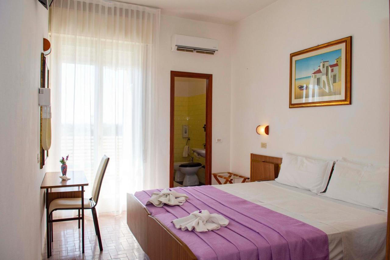Hotel Sara*** تْشيزيناتيكو المظهر الخارجي الصورة