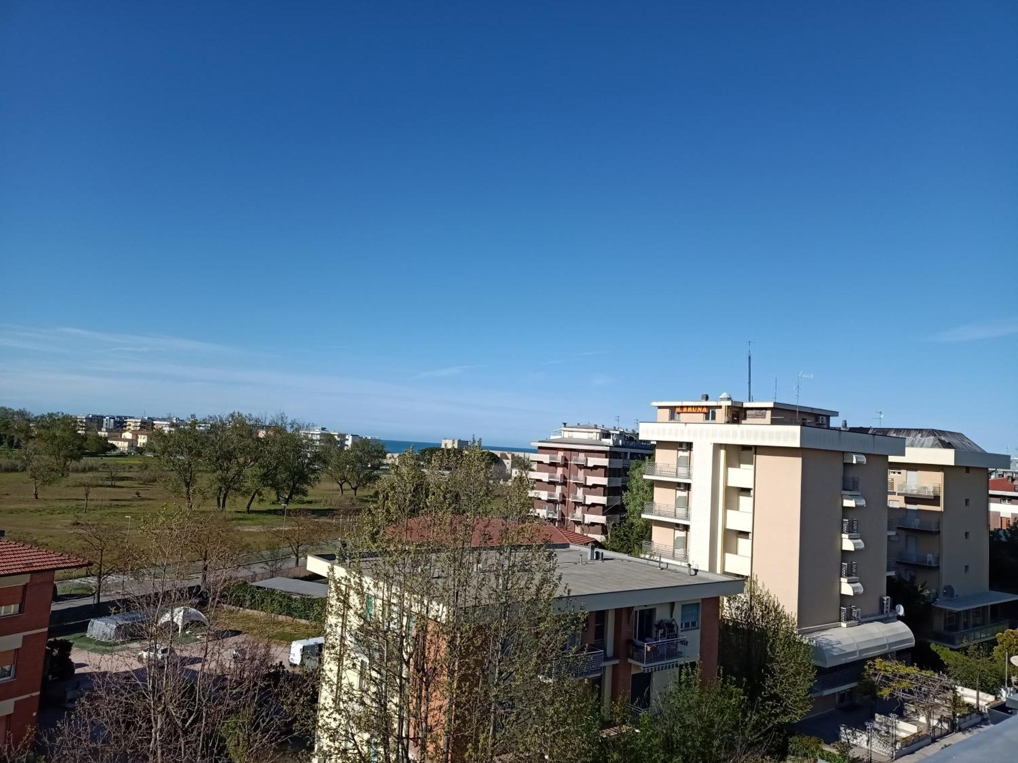 Hotel Sara*** تْشيزيناتيكو المظهر الخارجي الصورة